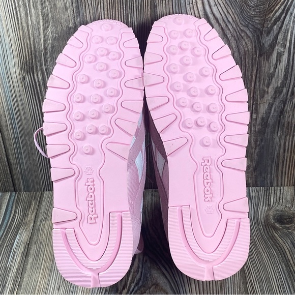 Reebok Classic Charming Junior Sz 4 Pink and White Sneakers - Picture 11 of 11